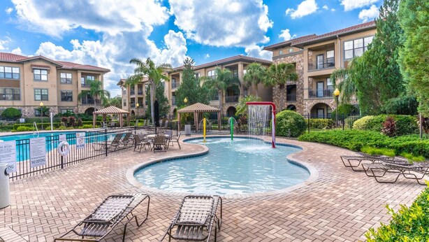 Exterior - 614 Bella Piazza (Davenport)