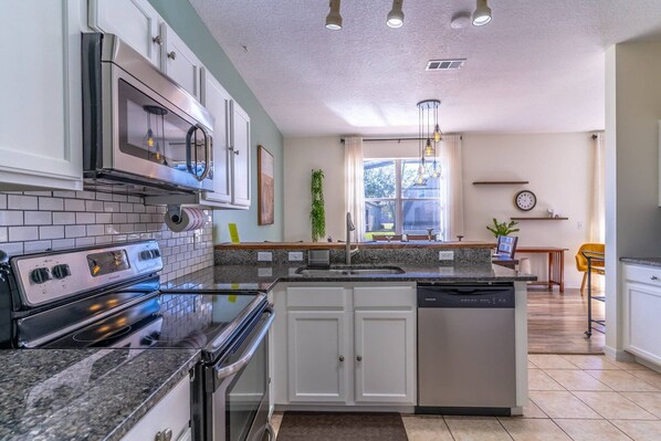 Exterior - 159 Sandy Ridge (Davenport)