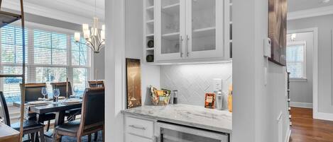 Rumah, 5 kamar tidur | Dapur pribadi | Lemari es, oven, mesin pembuat kopi/teh, dan pemanggang roti