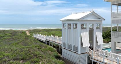 The Scarlett - Private Home At The Shores 3 Bedroom Home