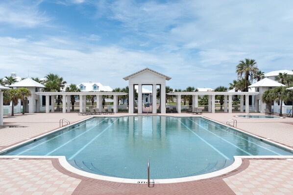 House, 3 Bedrooms | Pool