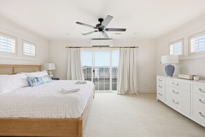 7 bedrooms, free WiFi, bed sheets