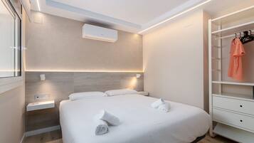 1 bedroom, in-room safe, free WiFi, bed sheets