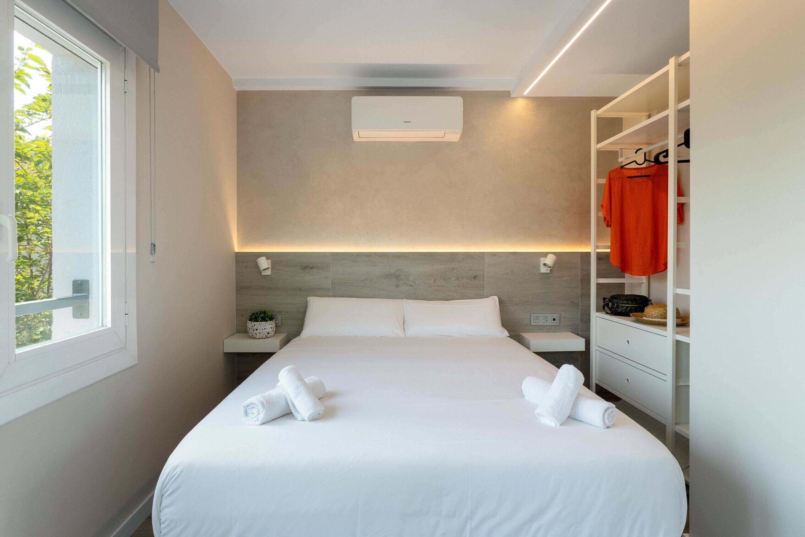 1 室のベッドルーム、セーフティボックス (室内)、WiFi (無料)、ベッドシーツ