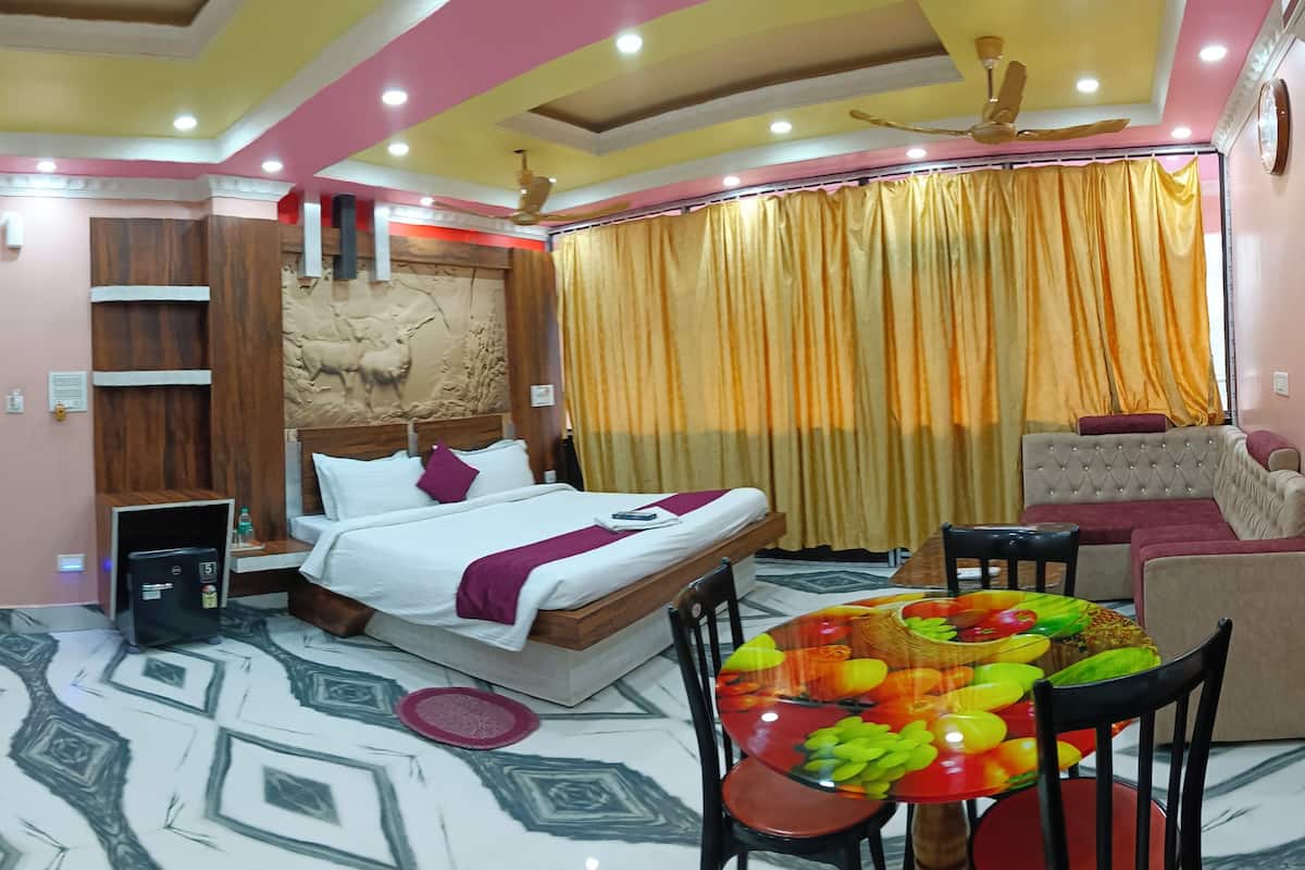 Deluxe Double Room | Free WiFi
