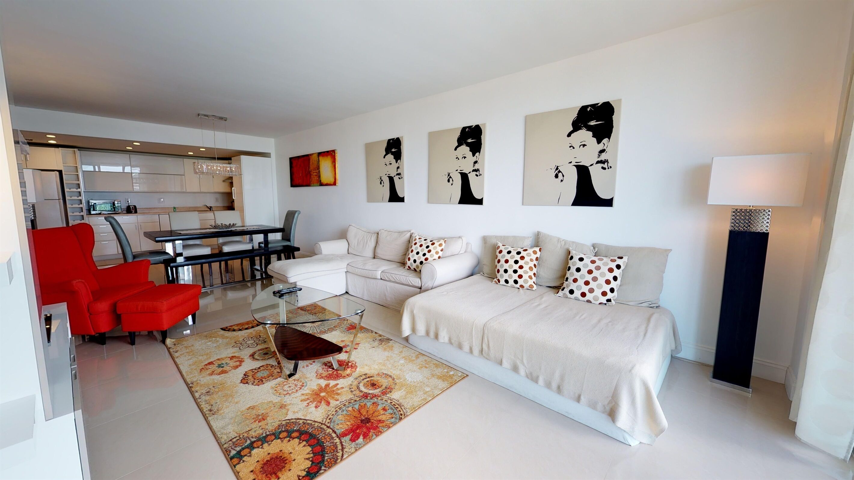 Smart TV, tenis de mesa y oficina 