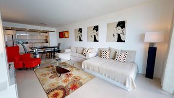 Smart TV, tenis de mesa y oficina