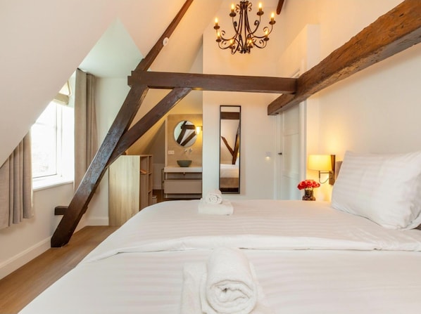 Casa | 4 habitaciones, muebles diferentes y ropa de cama