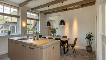 House | Private kitchen | Highchair