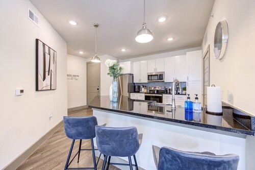 Modern Corporate Haven