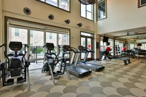 Lägenhet - 2 sovrum - balkong | Fitnesstudio