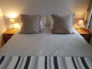 Classic Double or Twin Room | Free WiFi - Cherry End bed and breakfast  (Chichester)