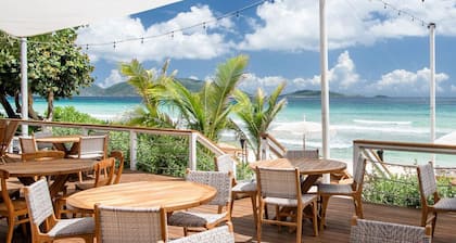STARGAZER - a tropical retreat & pool, above Long Bay & Smuggler's beaches