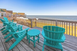 Property grounds - Soundfront w/ Hot Tub, Media Room, Windsports Access, Community Pool/Boat Dock (Avon)