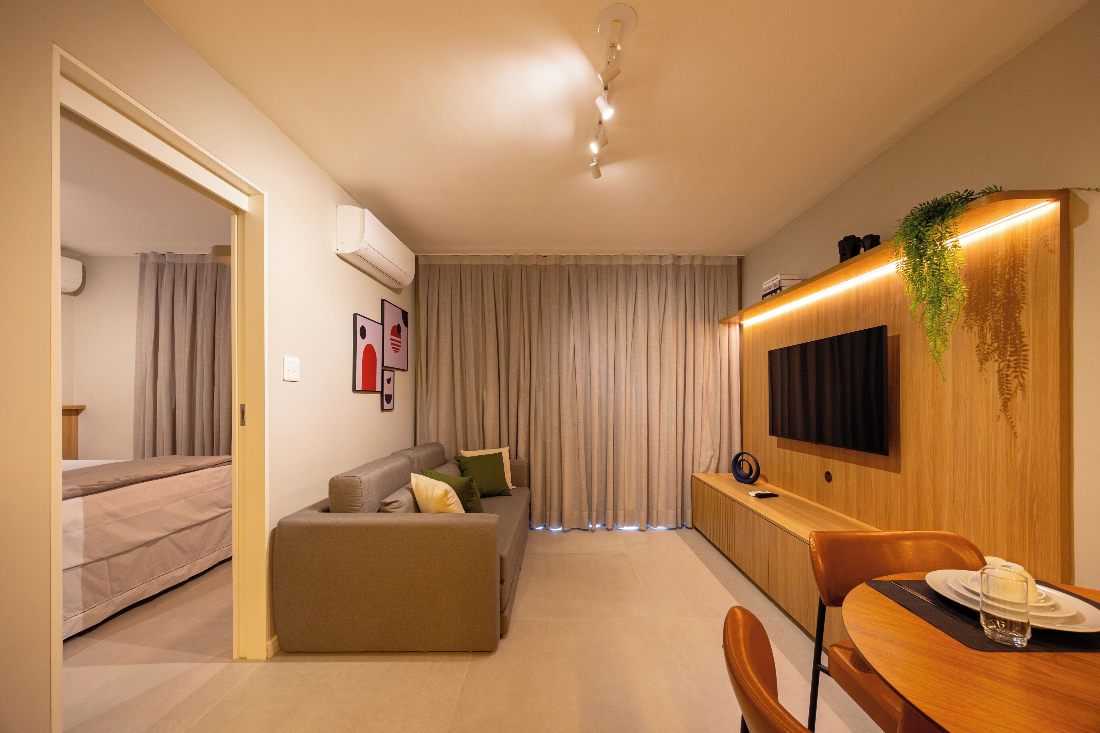 Eenvoudig appartement, uitzicht op stad | Woonruimte
