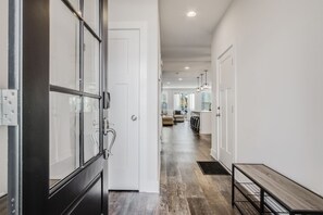 Interior - Bethany Beach * New Modern Luxurious Townhome - 4 bedrooms and 3.5 bathrooms (Ocean View)