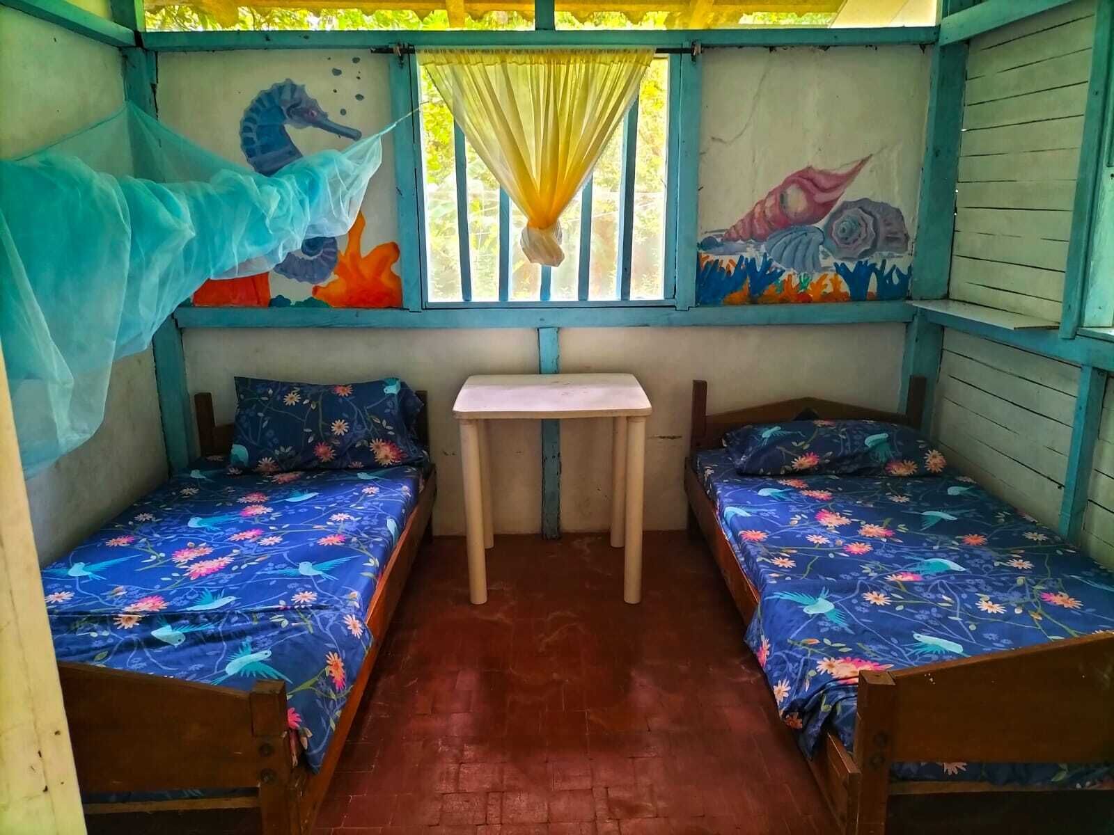 Down duvets, laptop workspace, free WiFi, bed sheets