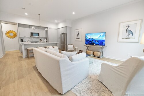 Bay St Louis, POOL, Walk to beach, Pet Friendly 9