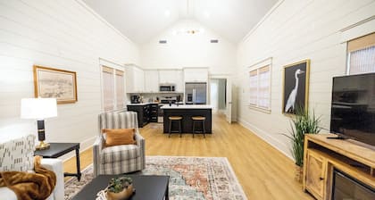 Brand New, Historic District, Walkable, 5 Star