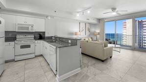 Private kitchen - Modern condo w/ resort amenities & Gulf views (Panama City Beach)