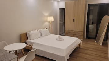 1 bedroom, WiFi, bed sheets