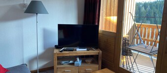 T2 apartment at the foot of the slopes, south-facing