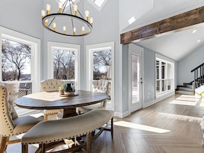 Dining - 4-bed farmhouse in welcoming Decatur with outdoor Game Room, Fire Pit, Pool, etc (Decatur)