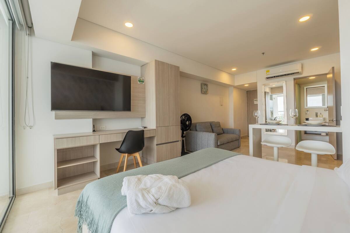 Studio (842) | Select Comfort beds, in-room safe, WiFi (free), individually decorated