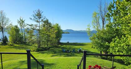Island View: 4 Bdrm Lakeside Cabin in the foothills of the Adirondack Mountains!