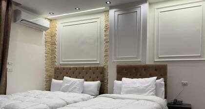 New White Pyramids Inn