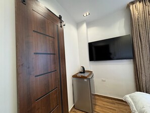 Deluxe-Suite, Blick auf die Wüste | 1 Schlafzimmer, kostenloses WLAN