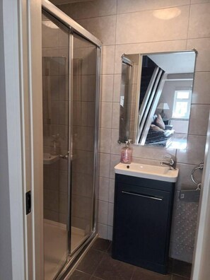 Bathroom - Beautiful House in Killarney County Kerry (Killarney)