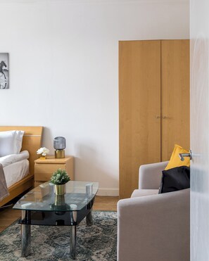 Interior - Picktheplace Sussex Gardens Apartments III (London)