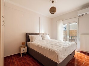 Apartment, Balcony