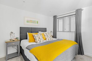 2 chambres, accès à Internet, literie fournie