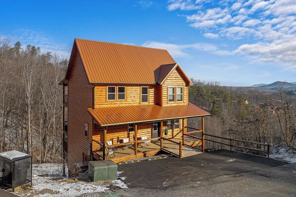 Relax on the large porch and take in the breathtaking mountain views.