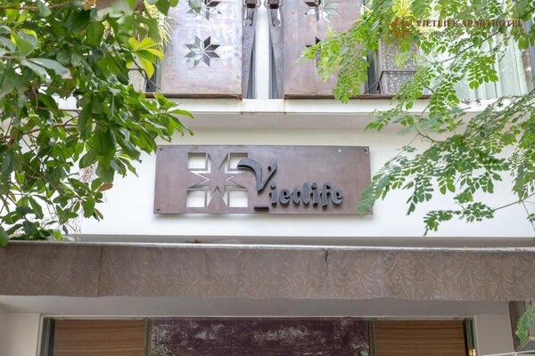 Vietlife Hotel & Apartment - Ho Chi Minh City
