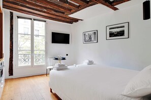 Desk, free WiFi, bed sheets