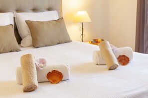 4 개의 침실, 유아용 침대, 침대 시트