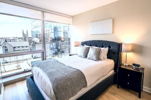 Family Apartment, Kitchen | 2 bedrooms, premium bedding, down comforters, iron/ironing board - Atlantic Station (Stamford)