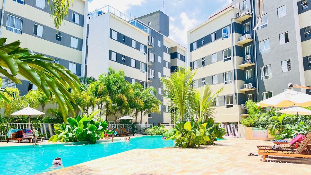 Piscina interna, piscina externa