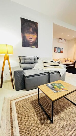 Smart TV, table football, ping pong - Palm Tree Portal 2 (Estufa II Ubatuba)