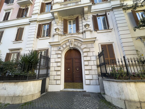 Apartment | 1 bedroom - Charming Brand New Apartment by Macro Museum (Rome)