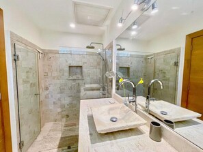 1 Schlafzimmer
