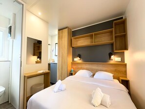 Casa mobile Comfort, 2 camere da letto, aria condizionata | Con arredamento individuale, postazione laptop