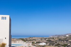 Villa | 4 bedrooms, desk