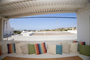 1 bedroom, desk - Artethea Traditional Village Apartment (Naxos)