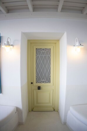 1 bedroom, desk - Artethea Traditional Village Apartment (Naxos)