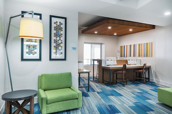 Terrace/patio - Country Inn & Suites by Radisson, Downtown Albany New York (Albany)