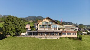 Restaurant - Panoramarestaurant Hotel Roggerli  (Hergiswil)